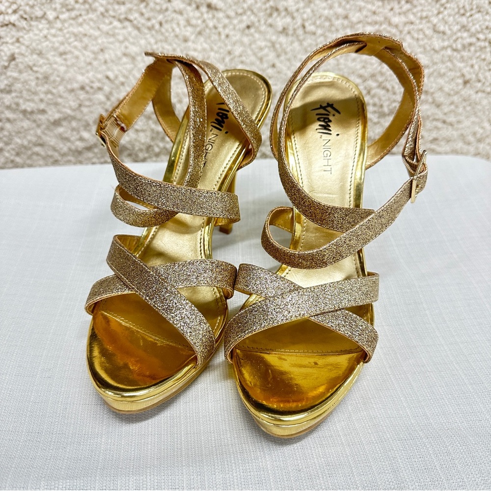 Women’s Fioni Night Open Toe Strappy Heels Gold Glitter Size 8